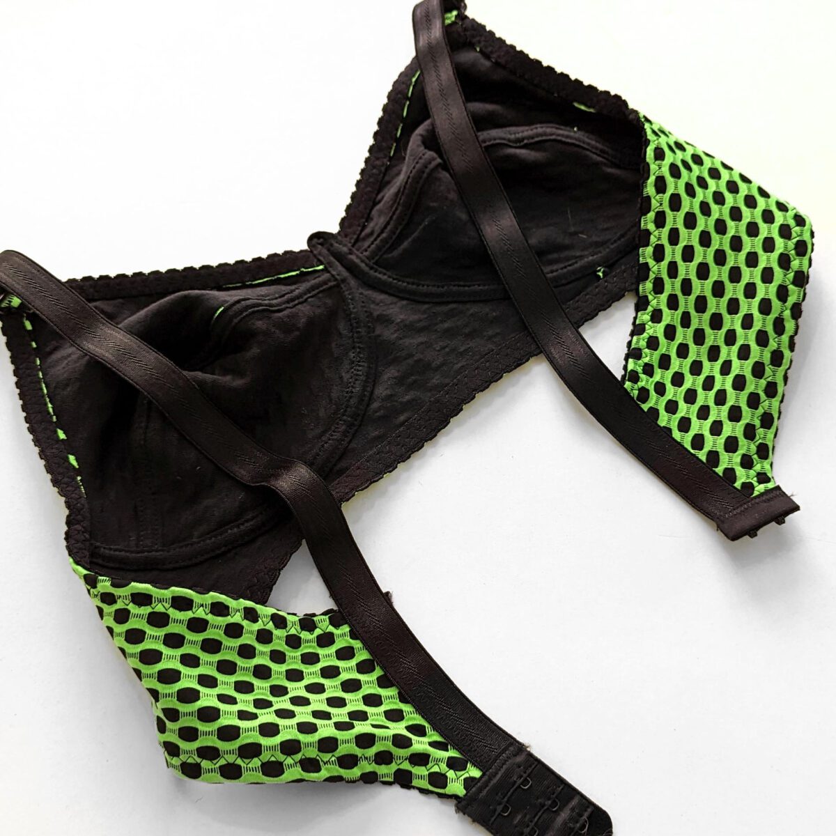 1b03b6fbe118fe12d5922516776e41786dba41cd_1698132679 سوتین بدون فنر خال خالی پاستیلی کد 104651 - تصویر 4