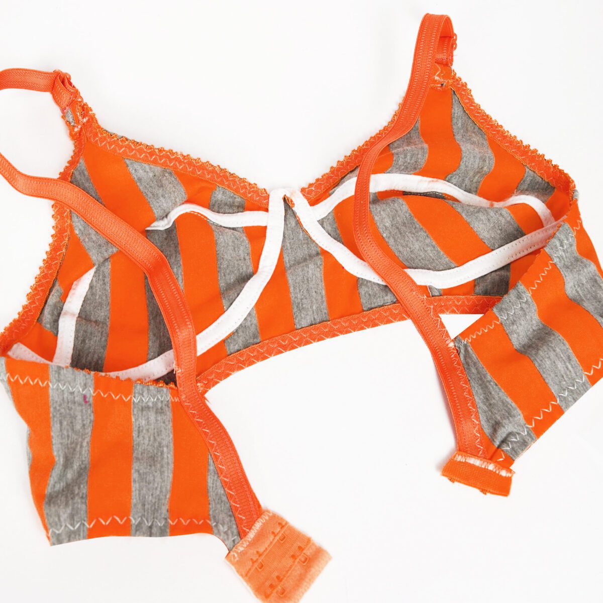 83d4ed684f77137b9b963b3b3c654e40e2943ee0_1642251253 سوتین راه راه بدون فنر کد 103013 - تصویر 3