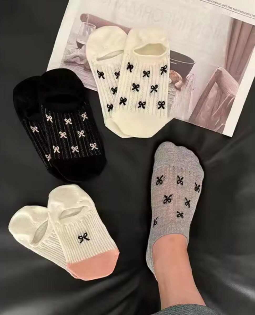 IMG_20250501_114332_921 جوراب قوزکی توری پاپیون کد 1637 - تصویر 1