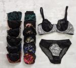 ست شورت و سوتین  مخملی رعدوبرقی 102047 سایز90