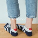 جوراب مچی پشت قلبی - سورمه ای راه راه (محصول لک دارد)