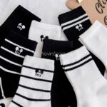 جوراب ساقدار طرح میکی موس - تصویر 4