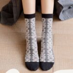 جوراب ساقدار گل گلی مشکی - تصویر 6