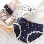 شورت کبریتی منگوله دار (سایز L)