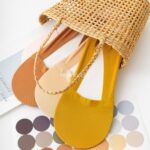 جوراب کالج سوزنی طرح گلوریا