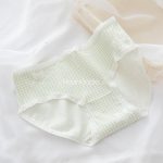 شورت زنانه نخی طرح سبز قلبی ( سایز 38 الی 42) - تصویر 4