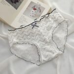 شورت سیاه سفید طرح beautiful - تصویر 7