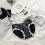 شورت سیاه سفید طرح beautiful - تصویر 4