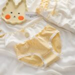 شورت زنانه سفید_لیمویی - تصویر 3