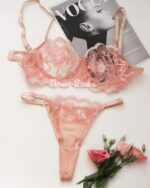 ست شورت و سوتین گیپور صورتی سایز 90