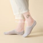 جوراب کالج سوزنی طرح سوسن - تصویر 2