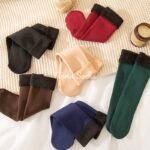 جوراب خزدار طرح پاریس