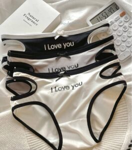 شورت I LOVE YOU کد1013(مناسب 34 تا 40)