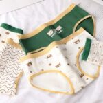 شورت سبز خرسی 1390 (مناسب 38تا42)