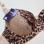 ست شورت و سوتین اسفنجی کد 104689 پلنگی کرم - تصویر 2