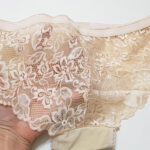 ست شورت و سوتین فنردار گیپور گلدار کد 109015 - تصویر 3