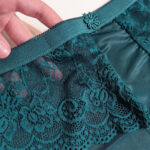 ست شورت و سوتین پانیذ فنردار گیپور گلدار کد 109013 - تصویر 6