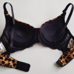 ست شورت و سوتین فنردار دکلته پوش آپ کد 104689 - تصویر 3