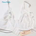 ست شورت و سوتین زنانه شاندرمن مدل فنردار گیپور گلدار کد 5080-2464-03